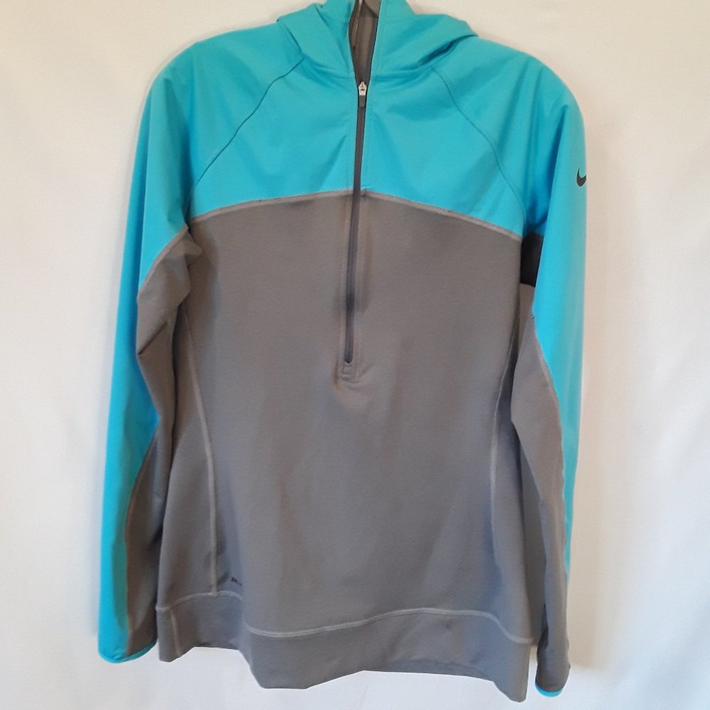 Like New Nike heavy knit blue grey hooded jacket